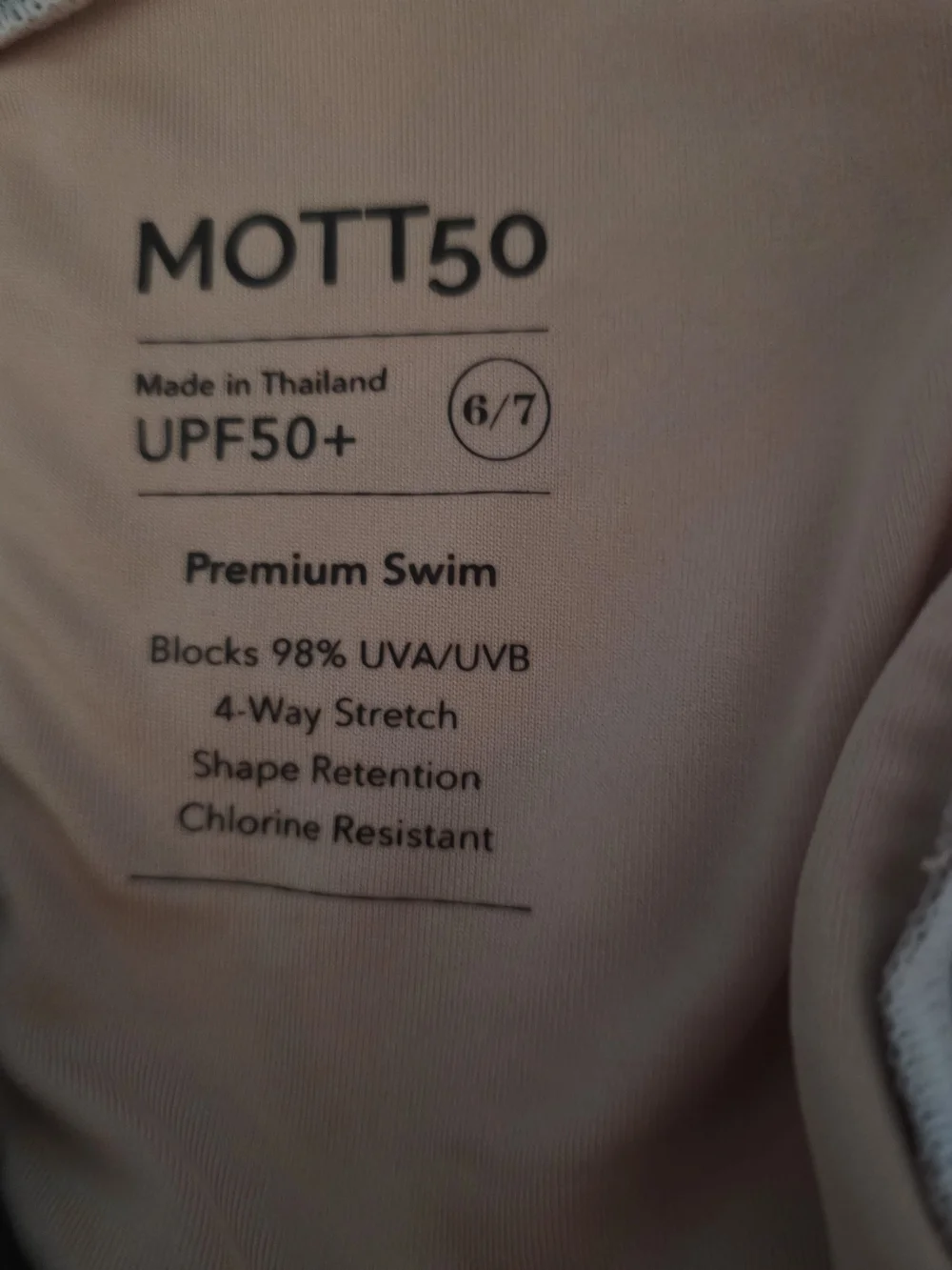 Girls sz 6/7 Mott 50 Mini Kelly Girls Long Sleeve One-Piece Swimsuit / Rashguard
